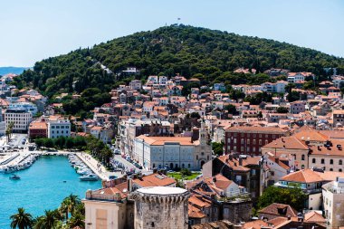 Hırvatistan 'ın tarihi Split kentinin panoramik manzarası.