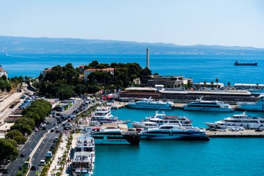 BÖLÜM, CROATIA - 24 EKİM 2022: Bölünme Limanı Görünümü.