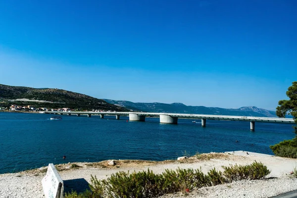 Krajina Mostem Ciovo Který Spojuje Ostrov Čiovo Trogiru Pevnině Chorvatsko — Stock fotografie