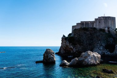 Adriyatik denizi ve Lovrijenac kalesi veya St. Lawrence Kalesi, Dubrovnik, Hırvatistan.