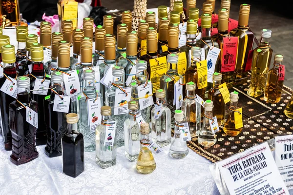 Bucharest Romania 2022年3月28日 ルーマニア産アルコールボトル 熟成ブランデー ストックフォト