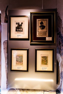 SIGHISOARA, ROMANIA - 23 Eylül 2022: Silah ve Haritalar Evi