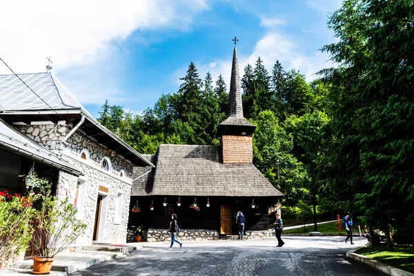 Bihor Rumänien Juni 2023 Kloster Izbuc Die Holzkirche Vom Izbuc — Stockfoto