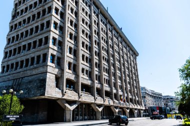 PLOIESTI, ROMANIA - 30 Nisan 2023 Casa Alba olarak bilinen İdari Saray.