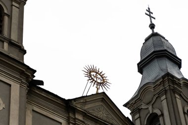 SUMULEU CIUC, ROMANIA - 25 Haziran 2023: Fransisken Manastırı.
