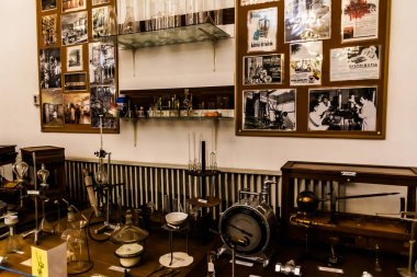 PLOIESTI, ROMANIA - 30 Nisan 2023: Ulusal Petrol Müzesi.