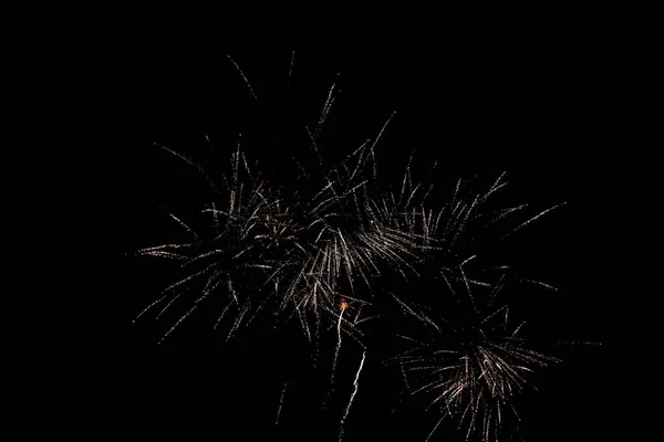 Πυροτεχνήματα Λάμπουν Μαύρο Νυχτερινό Ουρανό — Φωτογραφία Αρχείου