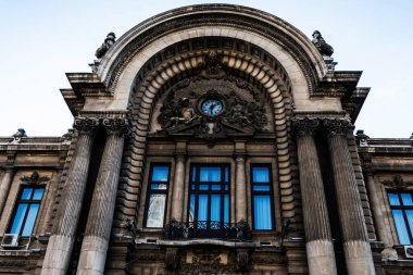 BUCHAREST, ROMANIA - 20 Mayıs 2023: MSK Sarayı 1900 'da inşa edildi ve Calea Victoriei' de yer aldı..