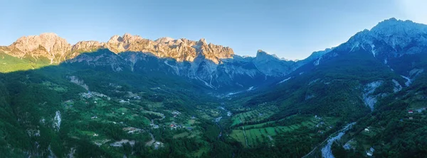 Panoramatický Vzdušný Výhled Údolí Thetu Při Západu Slunce Turistické Stezky — Stock fotografie