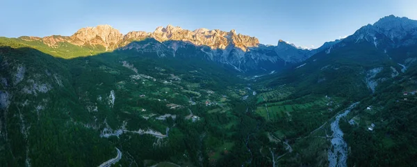 Panoramatický Vzdušný Výhled Údolí Thetu Při Západu Slunce Turistické Stezky — Stock fotografie