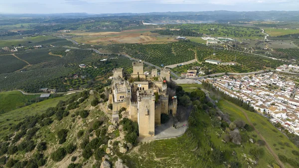 Κάστρο Floresta Στο Δήμο Almodovar River Ισπανία — Φωτογραφία Αρχείου