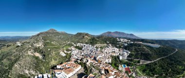 Endülüs 'ün Malaga ilindeki güzel Casares belediyesinin manzarası