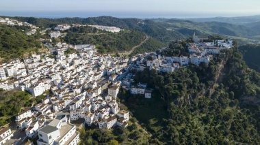 Endülüs 'ün Malaga ilindeki güzel Casares belediyesinin manzarası