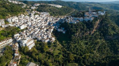 Endülüs 'ün Malaga ilindeki güzel Casares belediyesinin manzarası