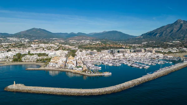 Pohled Přístav Banus Krásný Modrý Den Pobřeží Marbella Andalusie — Stock fotografie