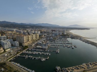 Estepona Limanı, Endülüs, İspanya.