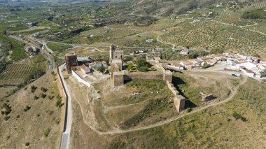 Endülüs 'ün Malaga ilindeki Alora Kalesi manzarası