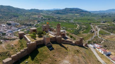 Endülüs 'ün Malaga ilindeki Alora Kalesi manzarası