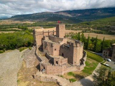 Navarra, İspanya 'daki Javier kalesinin hava manzarası.