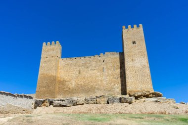 İspanya 'nın Aragon özerk bölgesinde bulunan Sdaba Kalesi