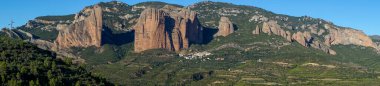 İspanya 'nın Huesca eyaletindeki ünlü mallos de riglos manzarası