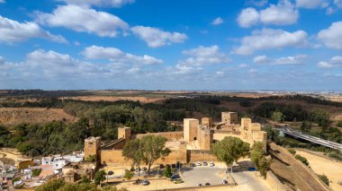 Alcala de Guadaira kalesinin havadan görünüşü, Sevilla