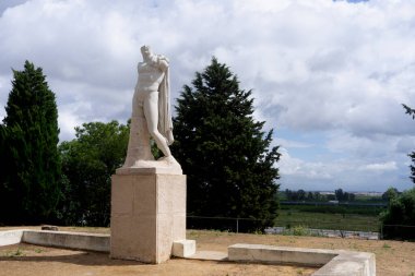 İspanya 'nın antik Roma kenti İtalya' daki İmparator Trajan 'ın heykeli.