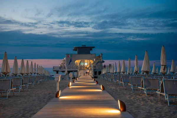 Deserted Παραλία Στην Emilia Romagna Στο Ηλιοβασίλεμα — Φωτογραφία Αρχείου