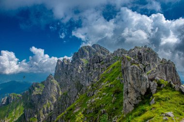 İtalya 'da Alpler' in Kayaları