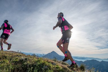 Serina İtalya 3 Eylül 2023: Fiziksel ve psikolojik açıdan iyi eğitimli atletler için tehlikeli dağ koşusu