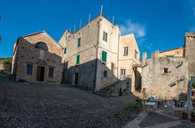 Varazzi İtalya 10 Eylül 2024: Tiyatro festivalinin her yıl yapıldığı Varazzi köyünün merkez meydanı