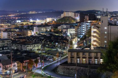 Geceleri yayılan yerleşim yerleri. Yüksek kalite fotoğraf