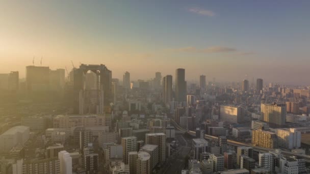 Naderen Sky Building Hoge Stijgingen Het Centrum Van Osaka Tijdens — Stockvideo