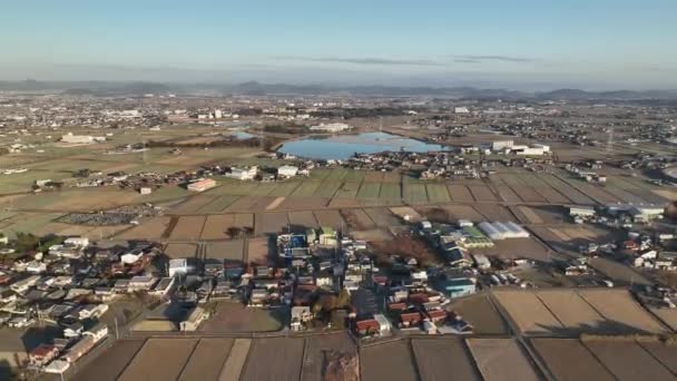 Aerial Pullback Rural Community Dry Fields Winter Morning High Quality — Stok video