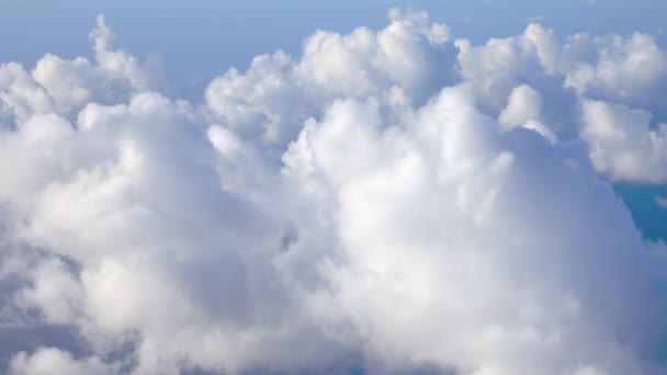 Flying Fluffy White Clouds High Elevation Atmosphere Blue Day High — Wideo stockowe