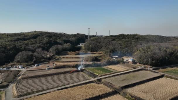 Smoke Rises Controlled Burn Unplanted Fields Small Farm Winter High — Stock Video
