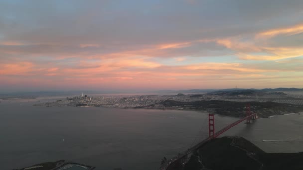 Piękny Zachód Słońca Nad Miastem San Francisco Golden Gate Bridge — Wideo stockowe