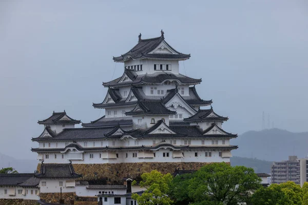 Historický Japonský Hrad Himeji Šedý Zatažený Den Kvalitní Fotografie — Stock fotografie