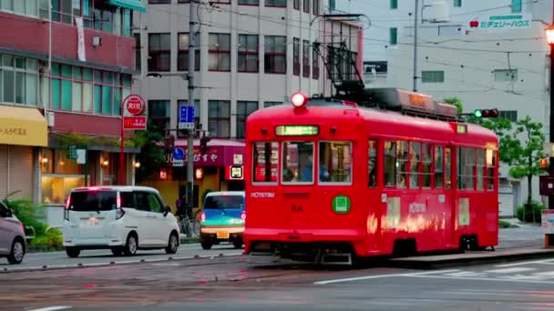 Matsuyama Japán Június 2023 Vintage Red Streetcar Main Street City — Stock videók