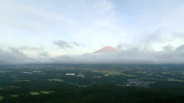 Časné Ranní Světlo Vrcholu Fuji Rychle Pohybujícími Mraky Základně Vysoce — Stock video