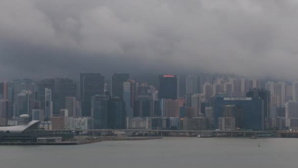 Desplazamiento Del Lapso Tiempo Las Nubes Sobre Los Edificios Ferry — Vídeos de Stock