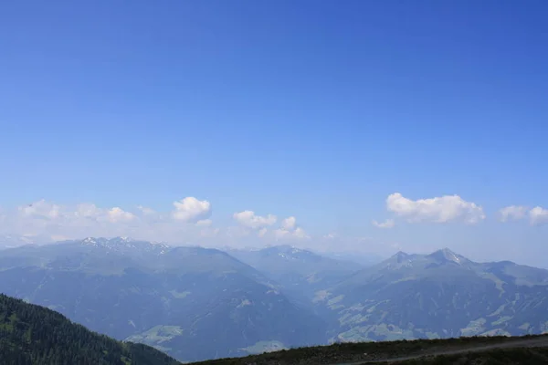 Escursioni Attraverso Montagne Austriache Nella Zona Alpbach — Foto Stock