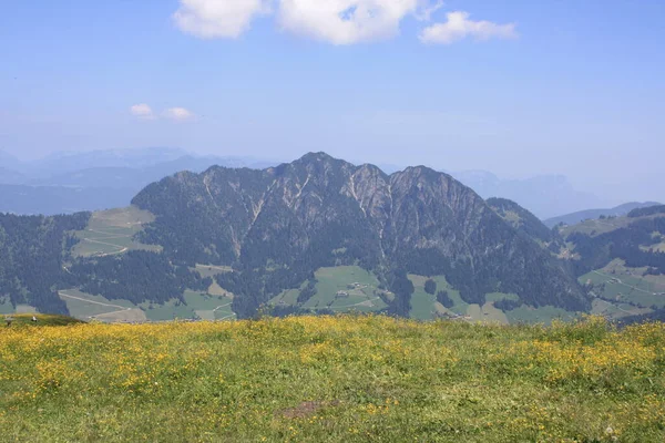 Turistika Rakouských Horách Oblasti Alpbach — Stock fotografie