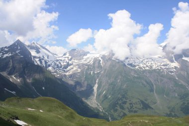 Grossglockner Yüksek Alp Yolu, Avusturya 'da dağ geçidi..