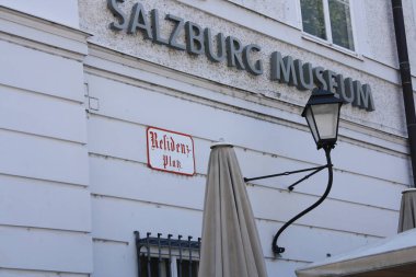 Salzburg, Alpler manzaralı Avusturya şehri..