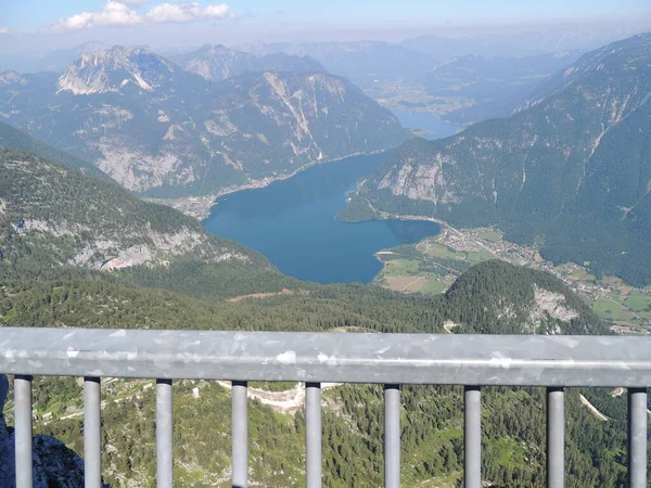 Doigts Point Vue Pour Observer Les Montagnes Autrichiennes — Photo