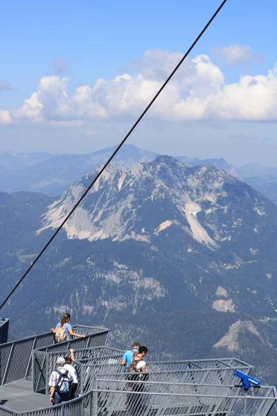 Fingers Viewpoint Observe Austrian Mountains — Stock Photo, Image