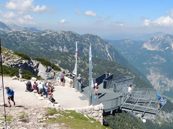 Dedos Mirador Para Observar Las Montañas Austríacas Fotos De Stock