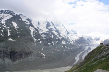 Grossglockner Alpine Yolu, Avusturya 'nın bir güzelliği..