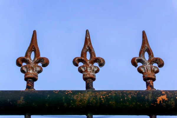 Decorative Wrought Iron Fence Old Metal Fashion Fence — Stock Photo, Image